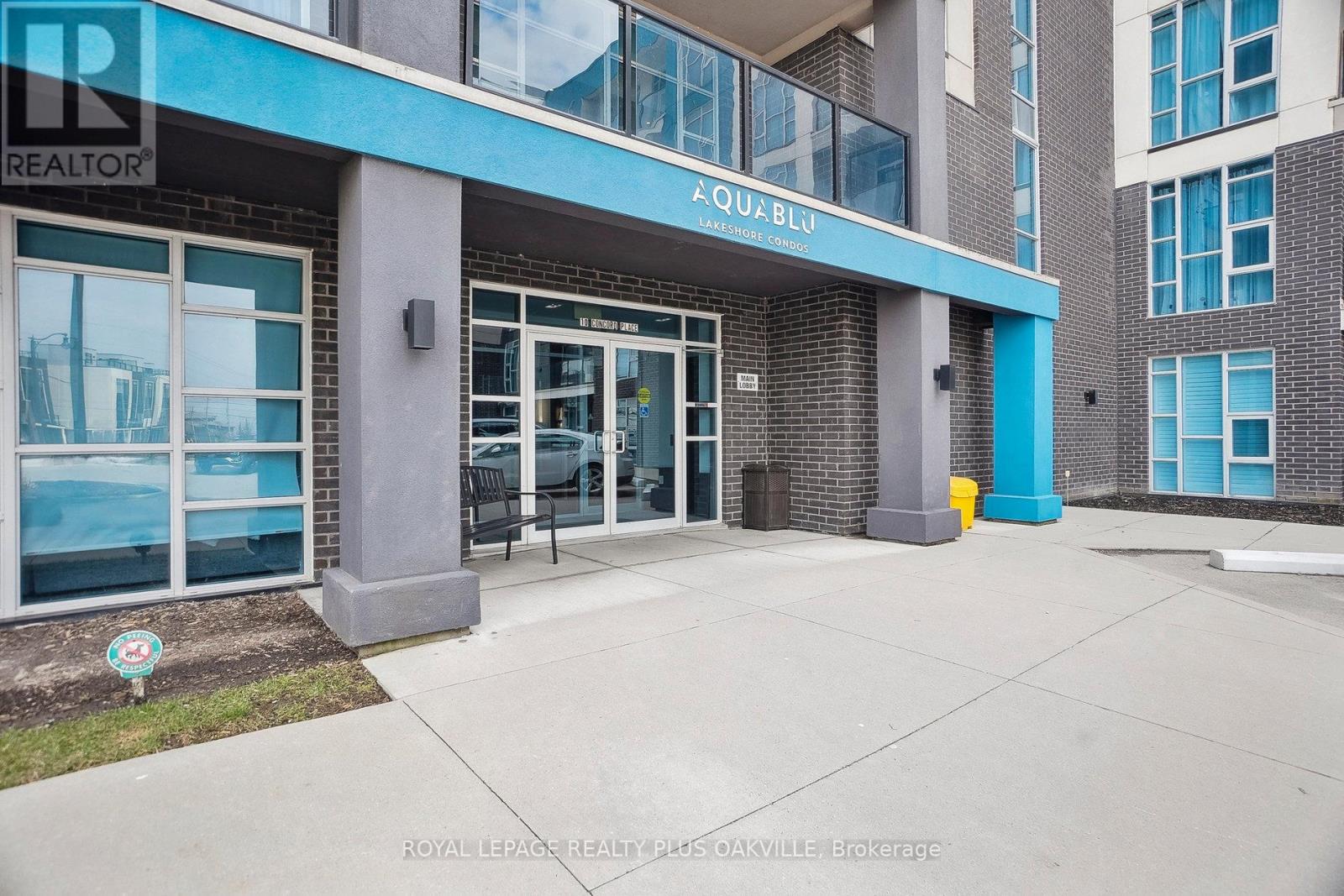 412 - 10 CONCORD PLACE, Grimsby, Ontario
