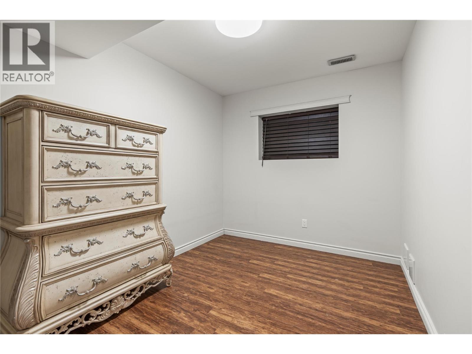 1718 Grandview Avenue, Lumby, British Columbia  V0E 2G0 - Photo 30 - 10333494
