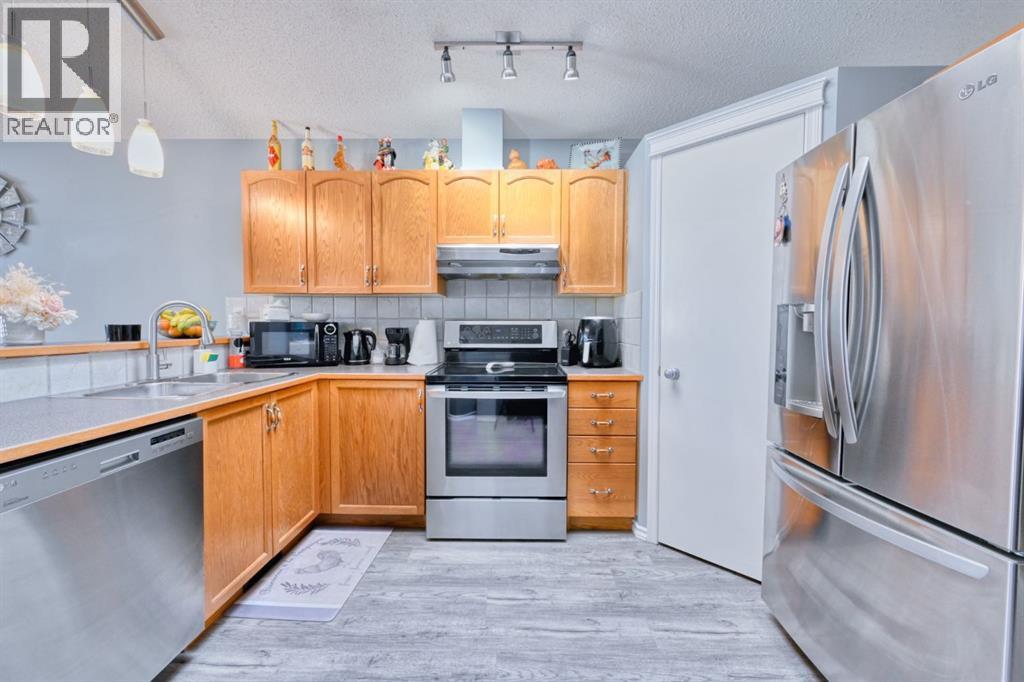 101 Prestwick Rise Se, Calgary, Alberta  T2Z 4A6 - Photo 4 - A2255438
