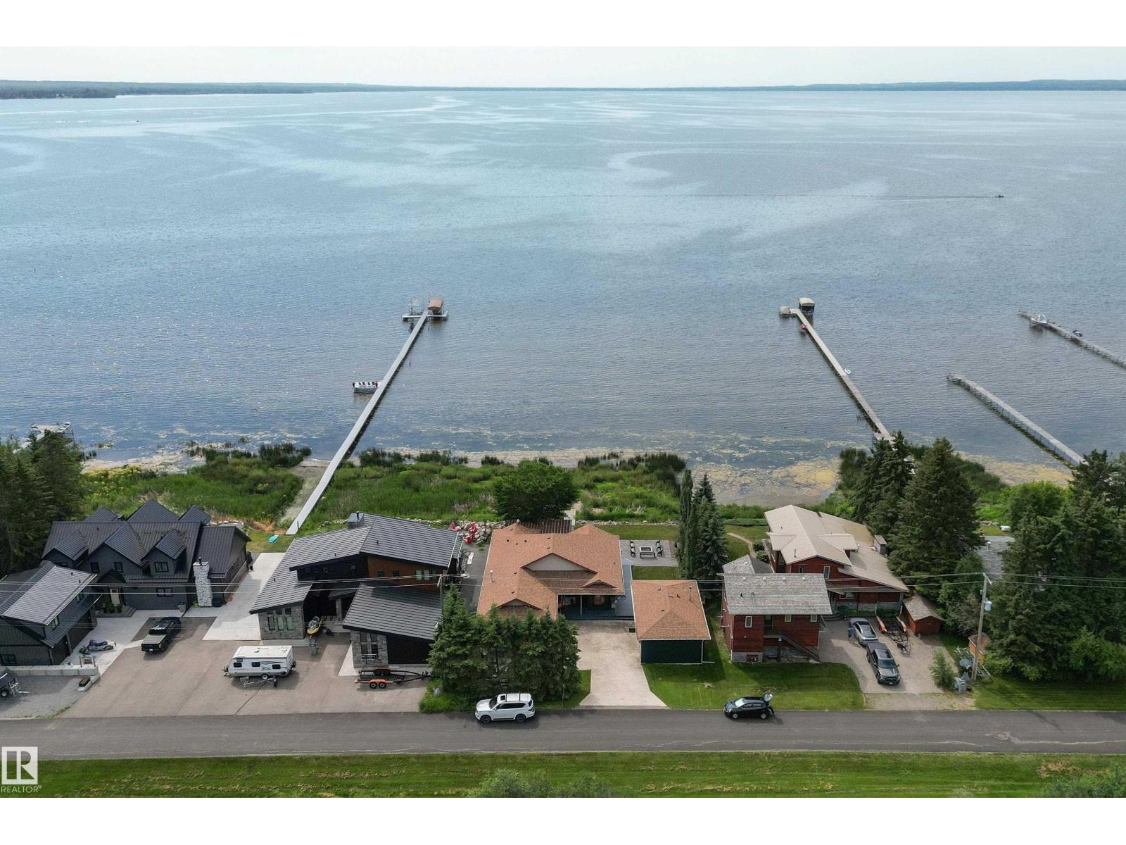 103 Argentia Be Se, Rural Wetaskiwin County, Alberta  T0C 2C0 - Photo 12 - E4446341