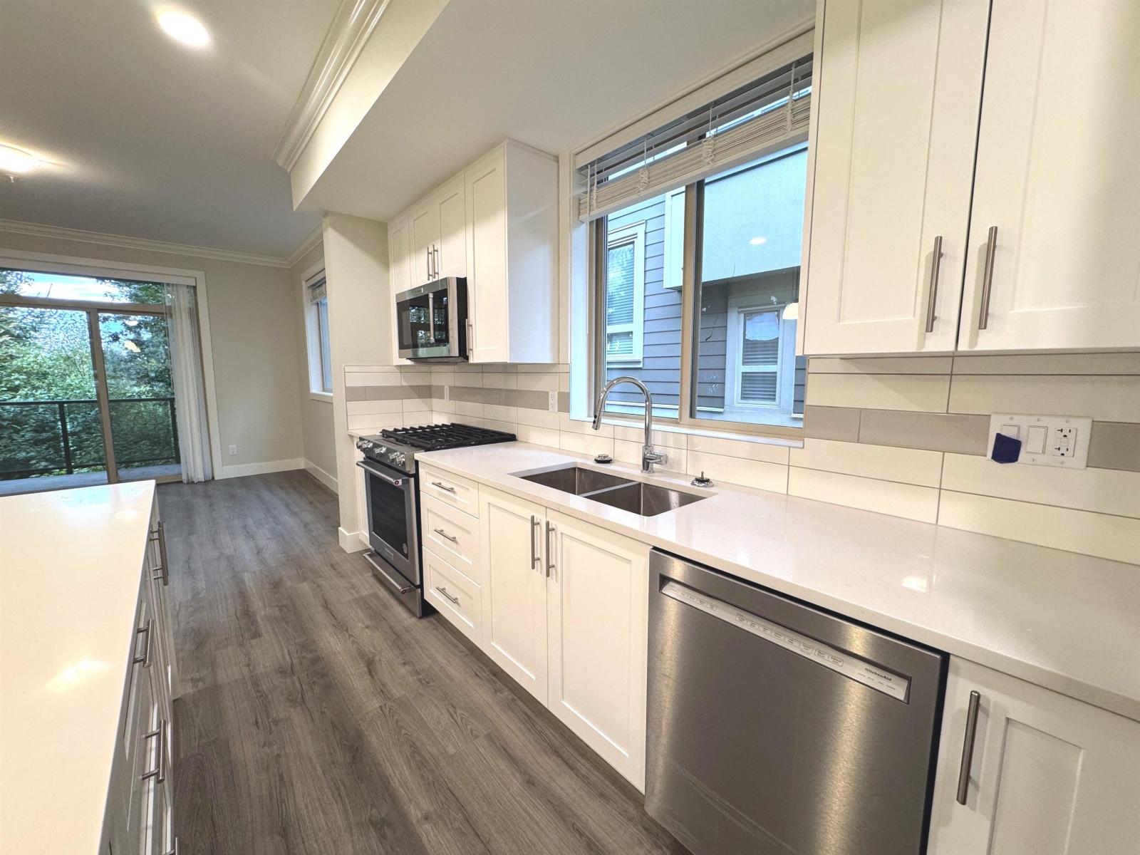 77 19913 70 Avenue, Langley, British Columbia  V2Y 0S9 - Photo 8 - R3054468