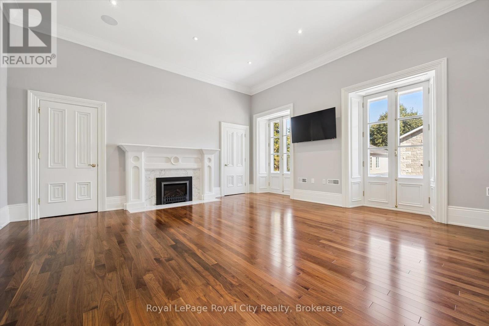 15 - 25 Manor Park Crescent, Guelph, Ontario  N1G 1A2 - Photo 15 - X12440320