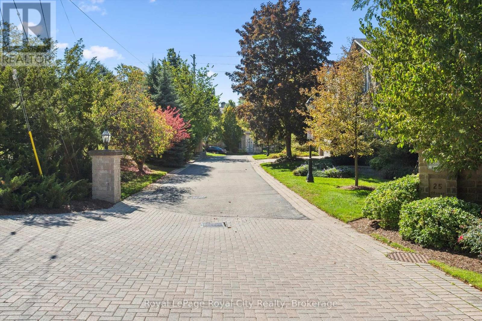 15 - 25 Manor Park Crescent, Guelph, Ontario  N1G 1A2 - Photo 37 - X12440320
