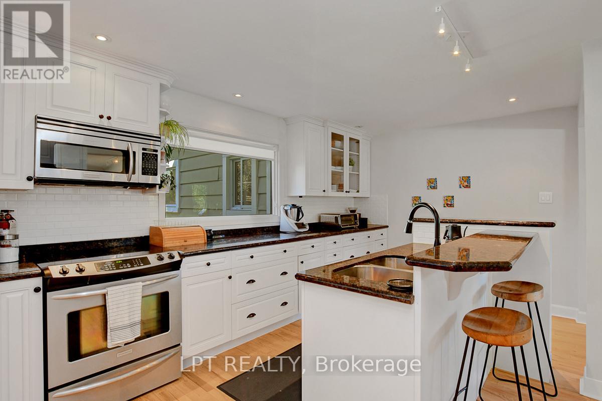 353 Mountbatten Avenue, Ottawa, Ontario  K1H 5W2 - Photo 17 - X12440337