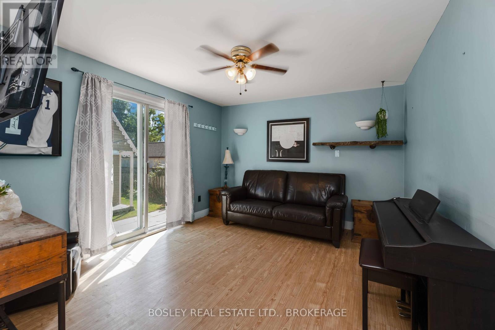 301 Pelham Road, St. Catharines (Rykert/vansickle), Ontario  L2S 1Y4 - Photo 14 - X12440313