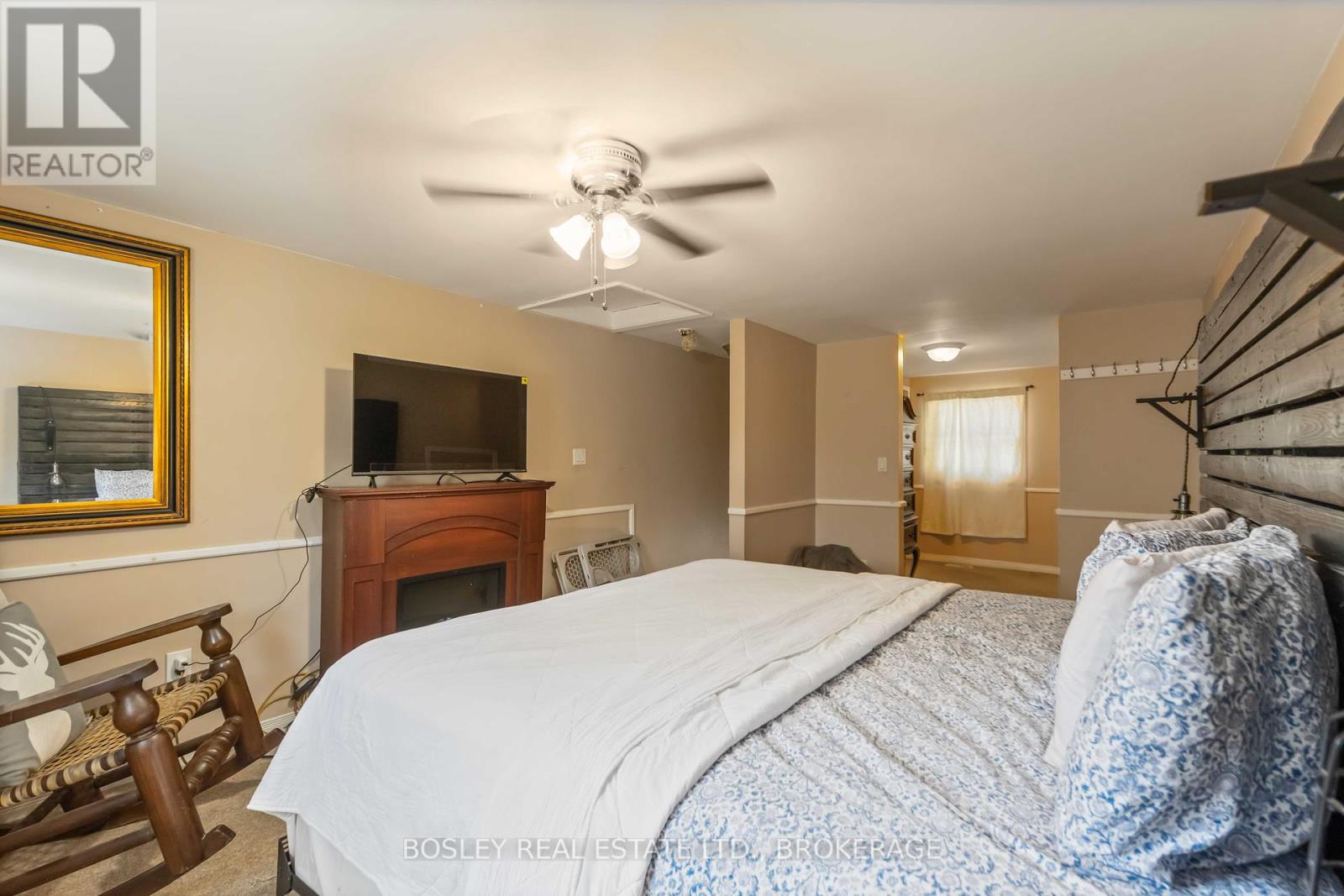 301 Pelham Road, St. Catharines (Rykert/vansickle), Ontario  L2S 1Y4 - Photo 19 - X12440313