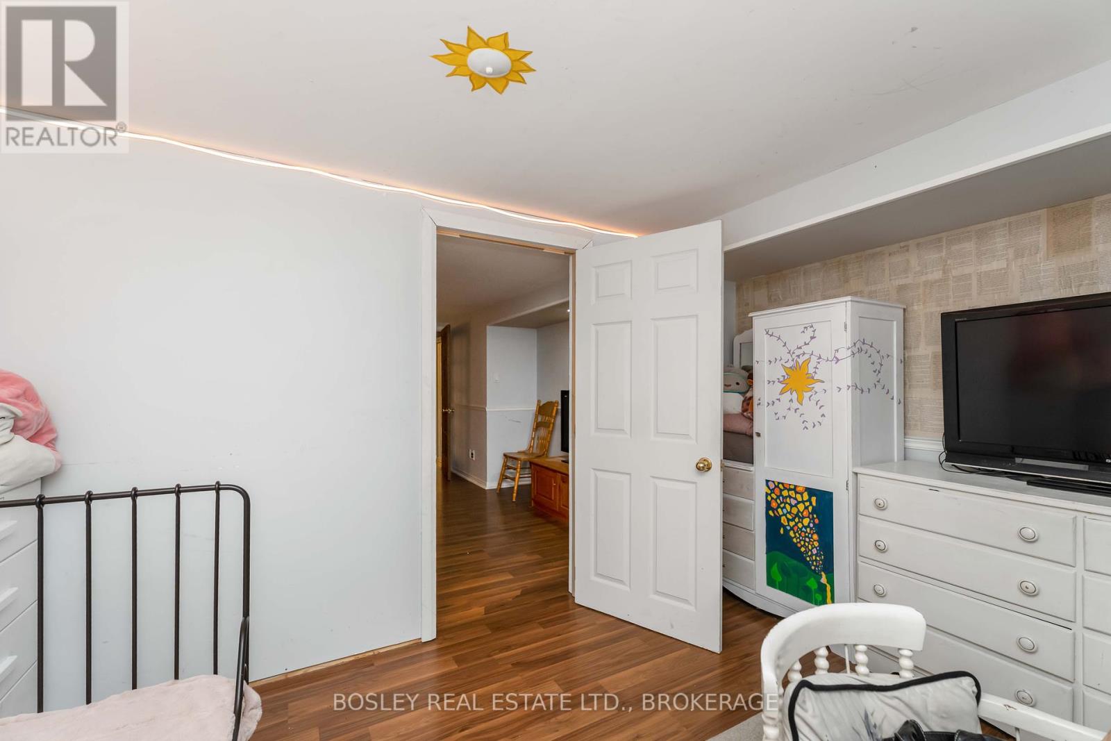 301 Pelham Road, St. Catharines (Rykert/vansickle), Ontario  L2S 1Y4 - Photo 28 - X12440313