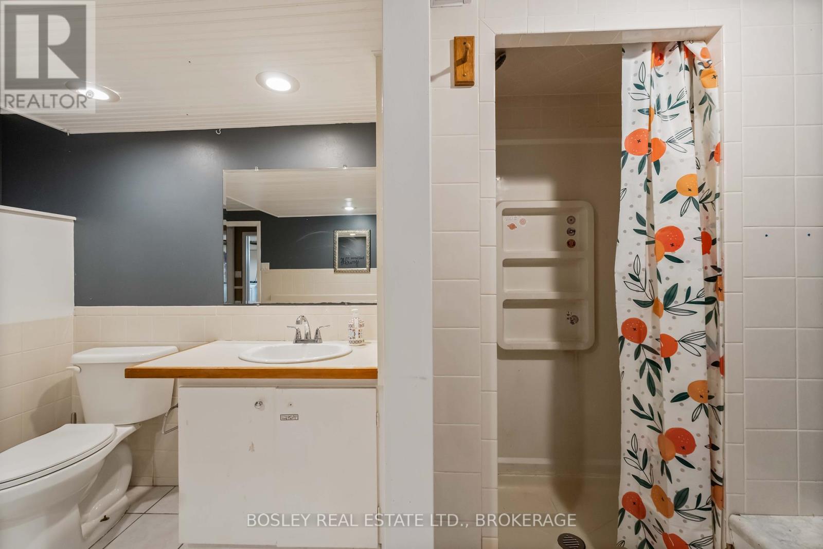 301 Pelham Road, St. Catharines (Rykert/vansickle), Ontario  L2S 1Y4 - Photo 32 - X12440313