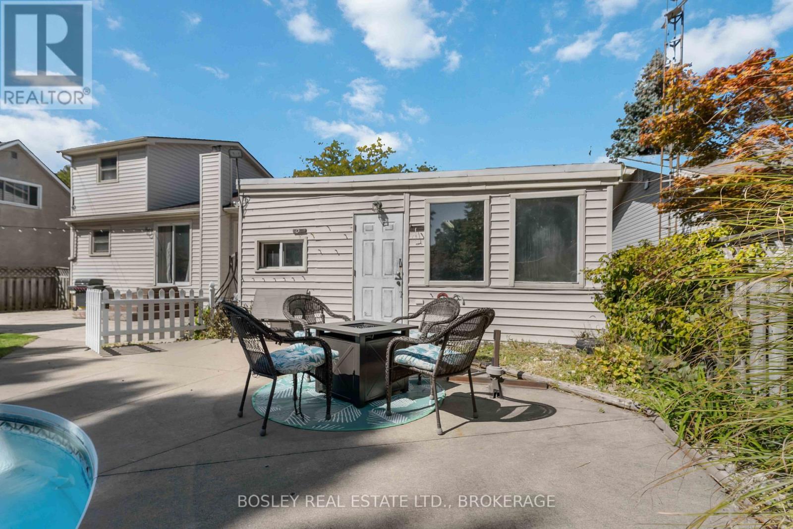 301 Pelham Road, St. Catharines (Rykert/vansickle), Ontario  L2S 1Y4 - Photo 46 - X12440313