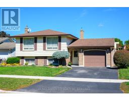 10 MACOOMB DRIVE