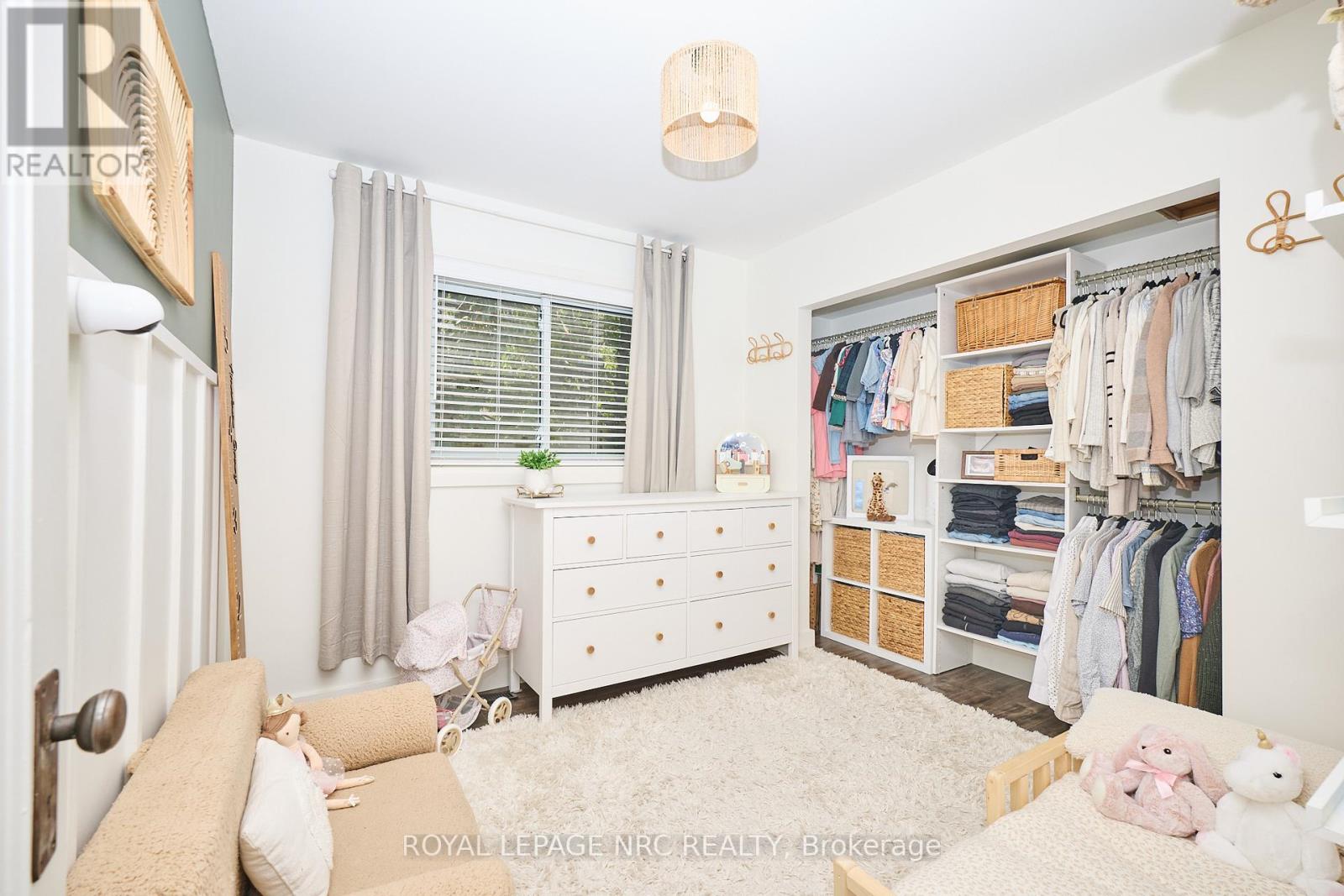 37 Cecil Street, St. Catharines (Lakeport), Ontario  L2N 4B3 - Photo 16 - X12440353