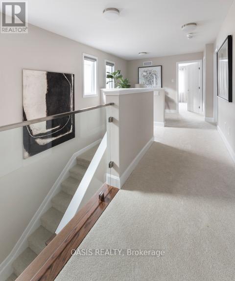 137 Kerala Place, Ottawa, Ontario  K1T 0Z2 - Photo 8 - X12251651