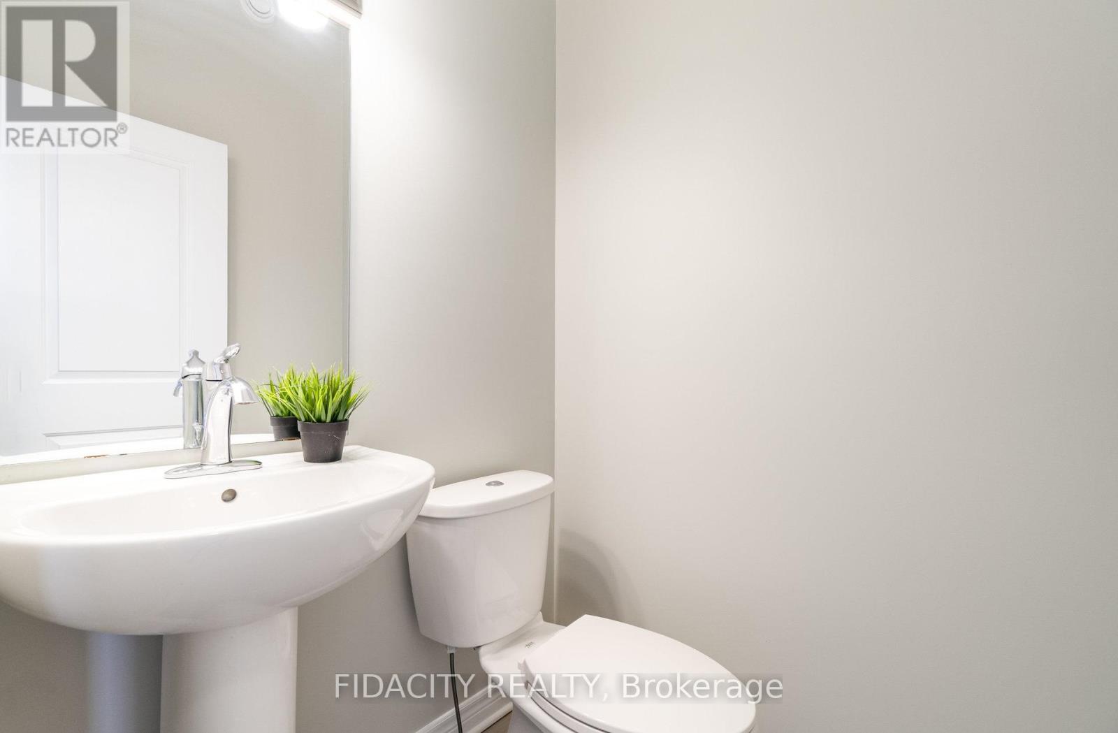 508 Bulat Court, Ottawa, Ontario  K2S 0X6 - Photo 13 - X12439272