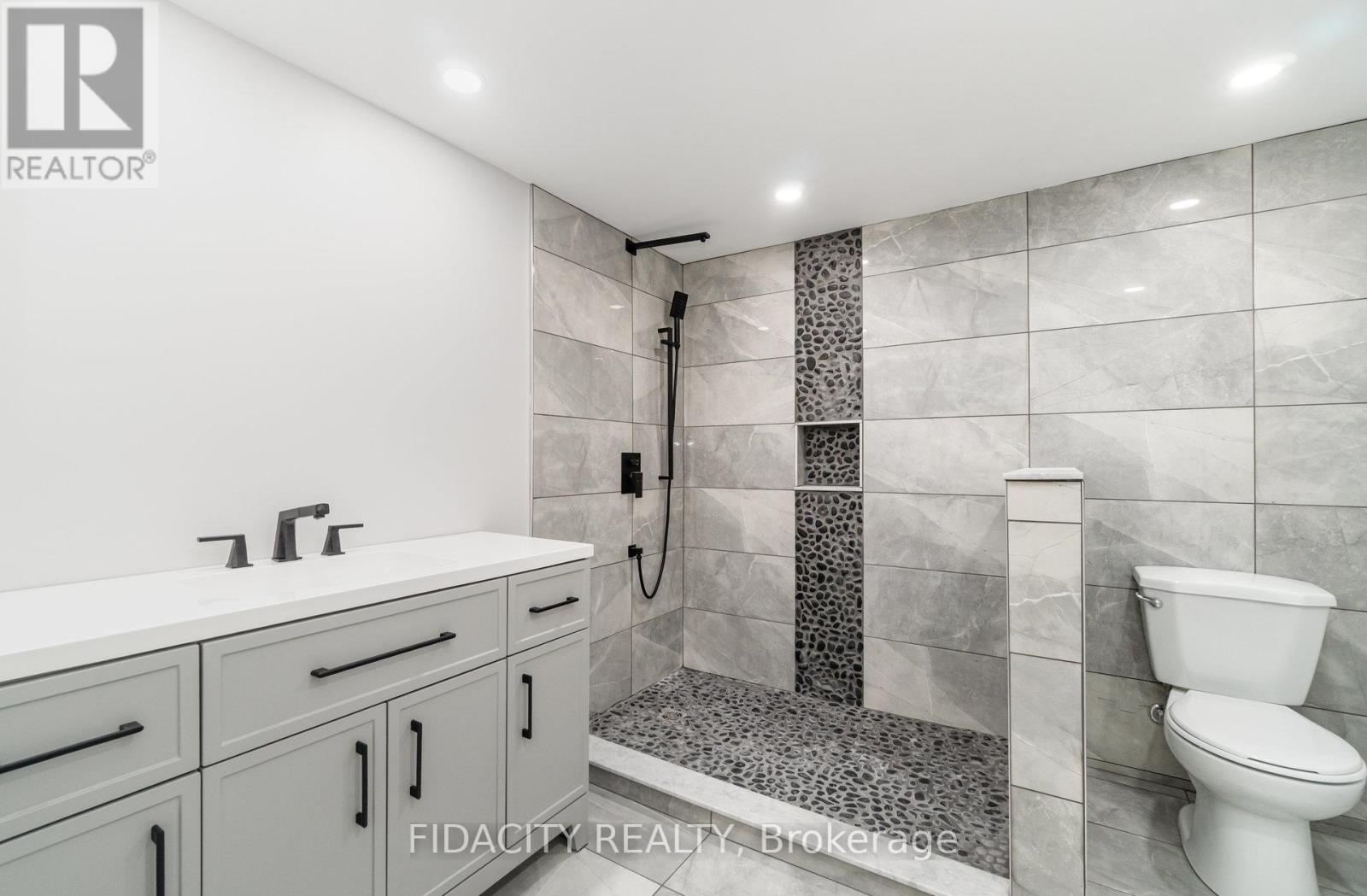 508 Bulat Court, Ottawa, Ontario  K2S 0X6 - Photo 26 - X12439272
