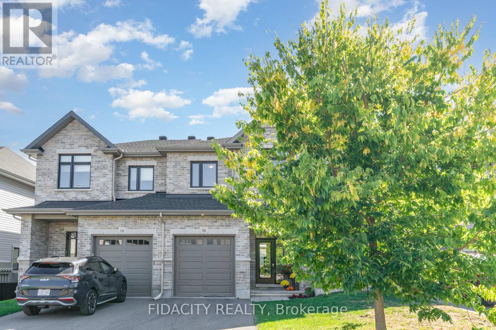508 Bulat Court, Ottawa, Ontario  K2S 0X6 - Photo 3 - X12439272