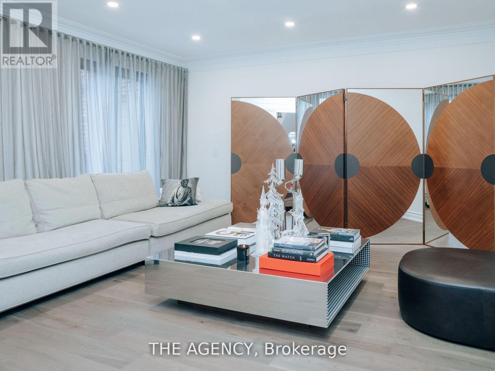 7 Shady Oaks Crescent, Toronto (Bridle Path-Sunnybrook-York Mills), Ontario  M3C 2L4 - Photo 23 - C12440168