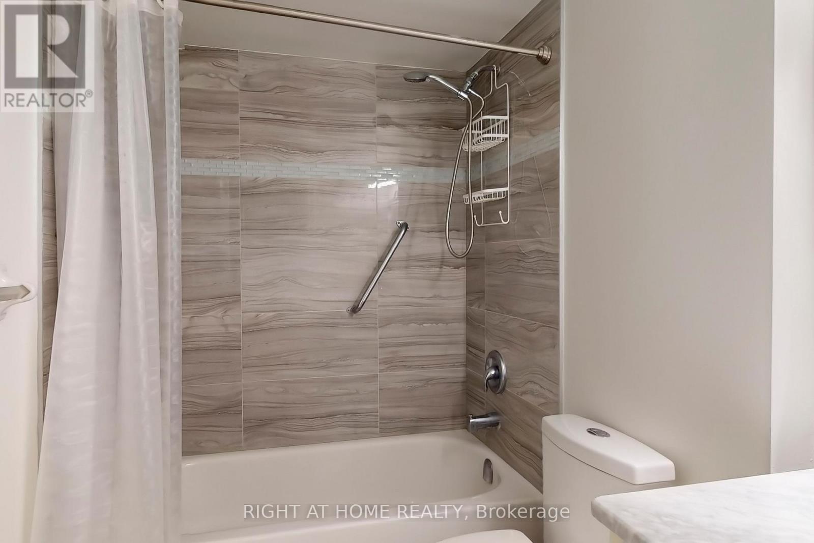 310 - 211 Randolph Road, Toronto, Ontario  M4G 4H1 - Photo 18 - C12440186