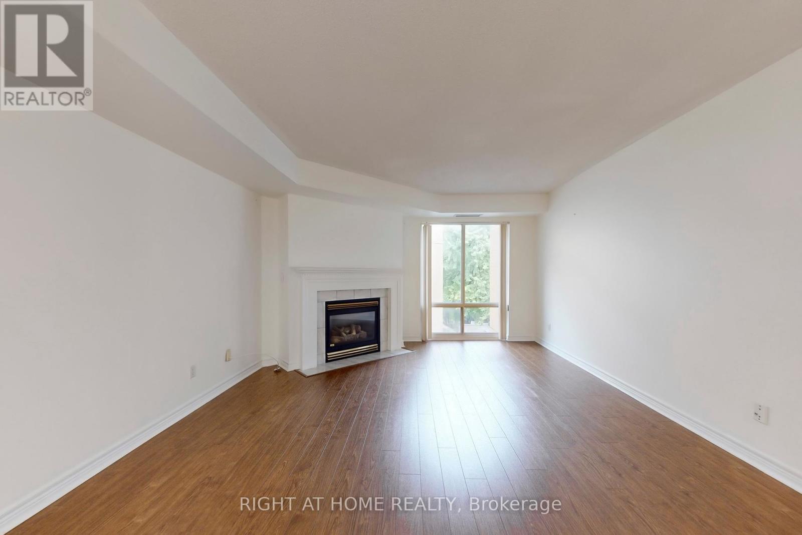 310 - 211 Randolph Road, Toronto, Ontario  M4G 4H1 - Photo 3 - C12440186