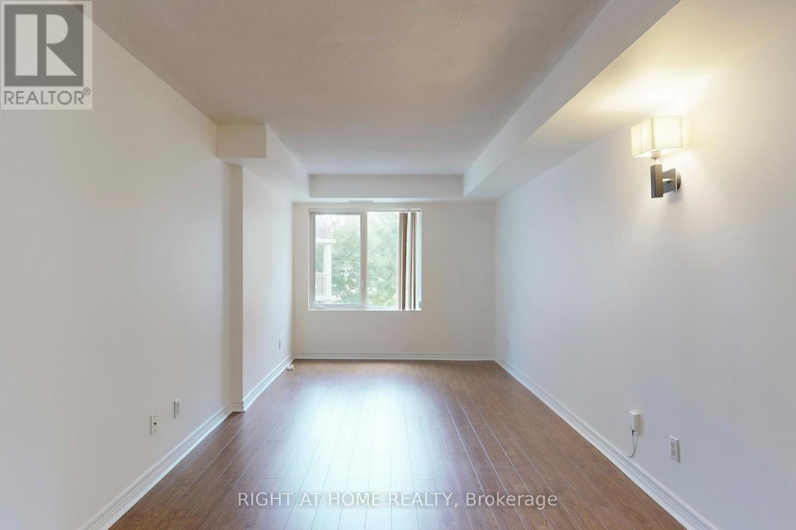 310 - 211 Randolph Road, Toronto, Ontario  M4G 4H1 - Photo 7 - C12440186