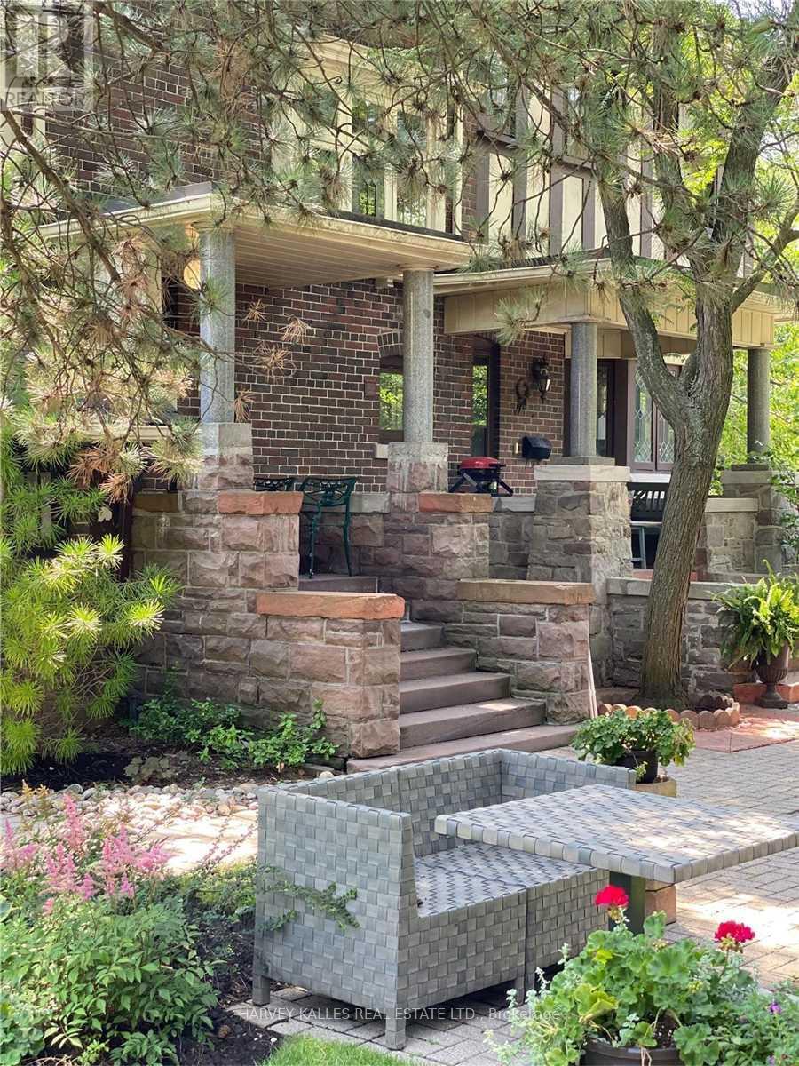 3 - 1 GARFIELD AVENUE, Toronto, Ontario