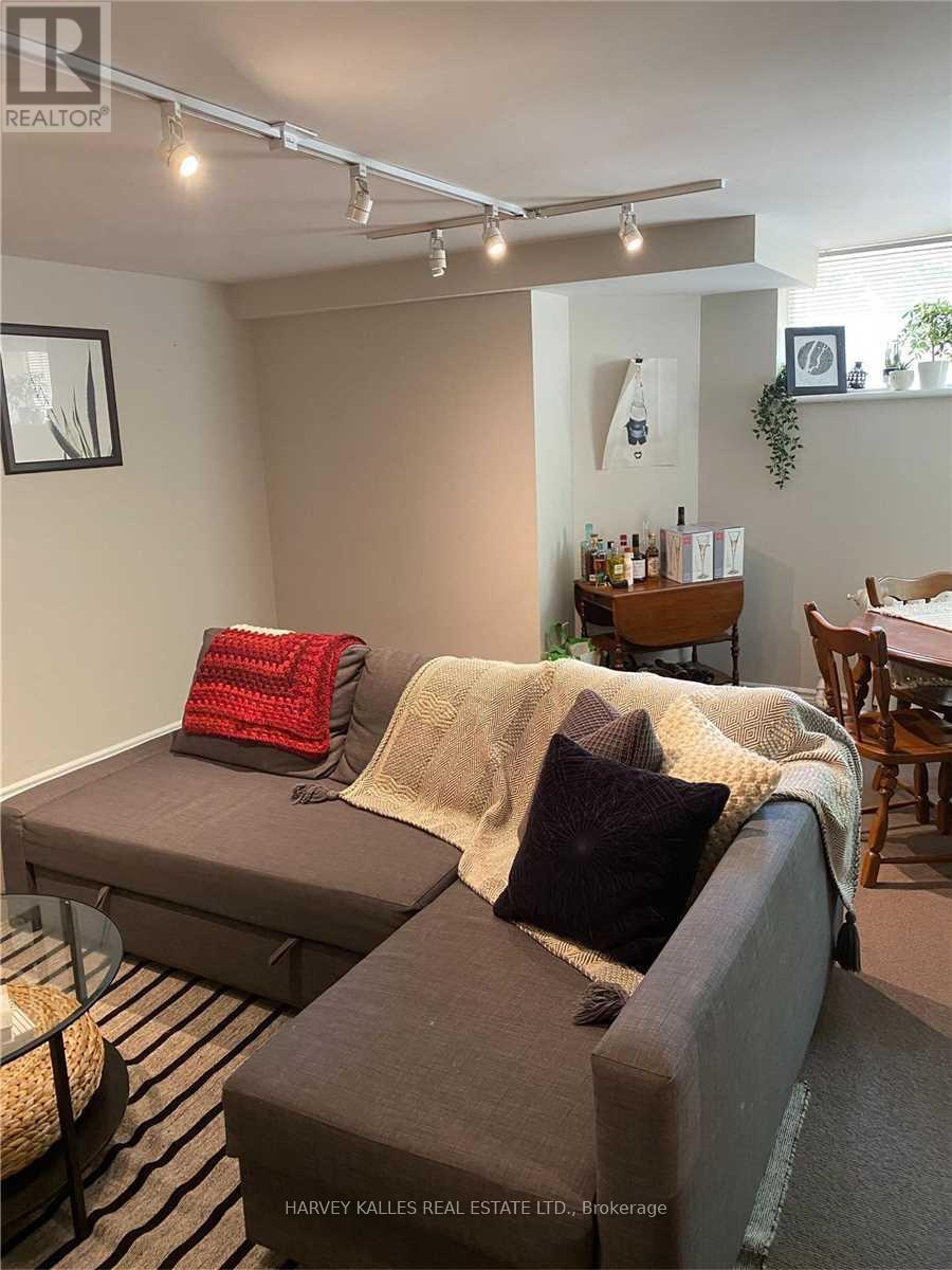 3 - 1 Garfield Avenue, Toronto, Ontario  M4T 1E6 - Photo 3 - C12440208