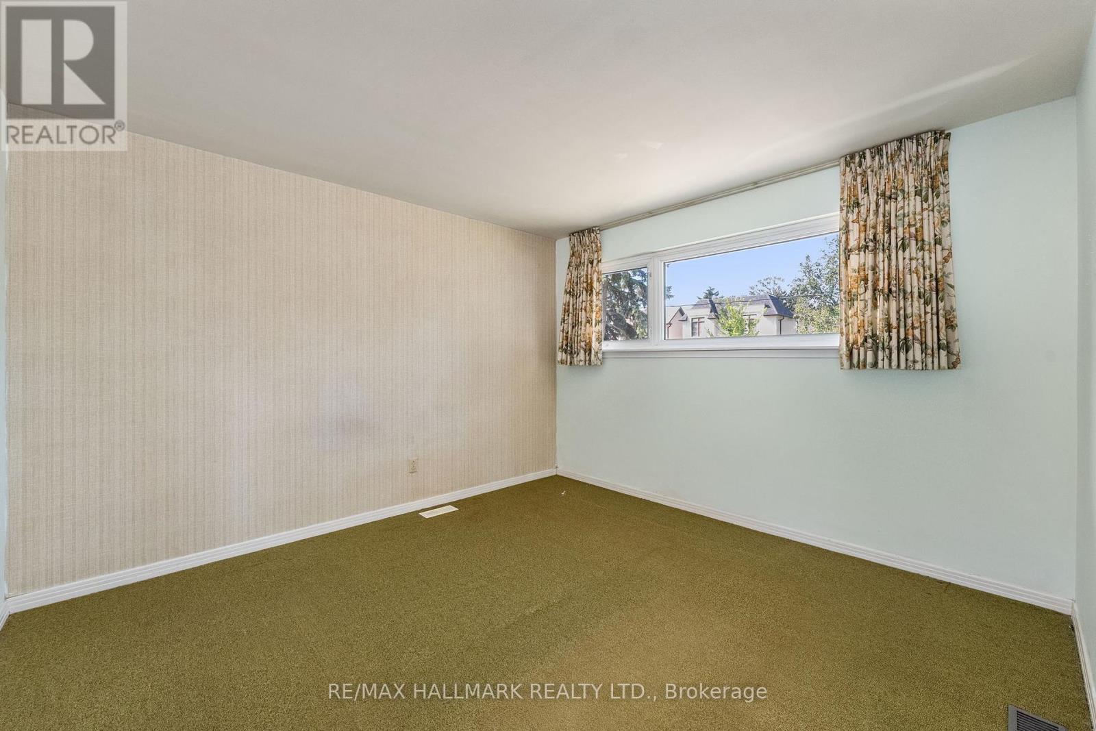35 Cobden Street, Toronto, Ontario  M2R 1S1 - Photo 17 - C12440210