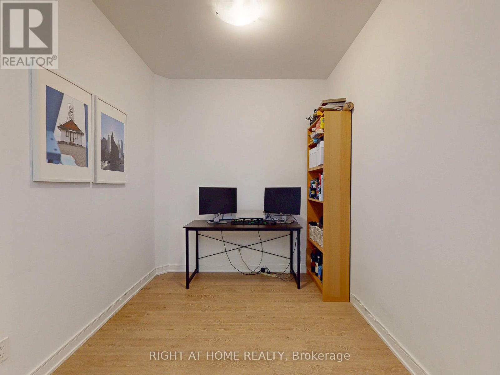 1904 - 88 Scott Street, Toronto, Ontario  M5E 0A9 - Photo 14 - C12440248