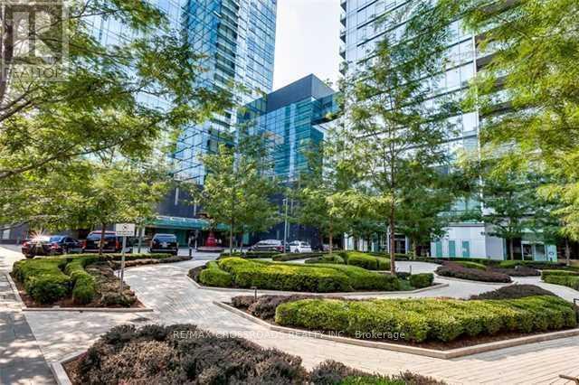 901 - 55 Scollard Street, Toronto, Ontario  M5R 0A1 - Photo 18 - C12440249