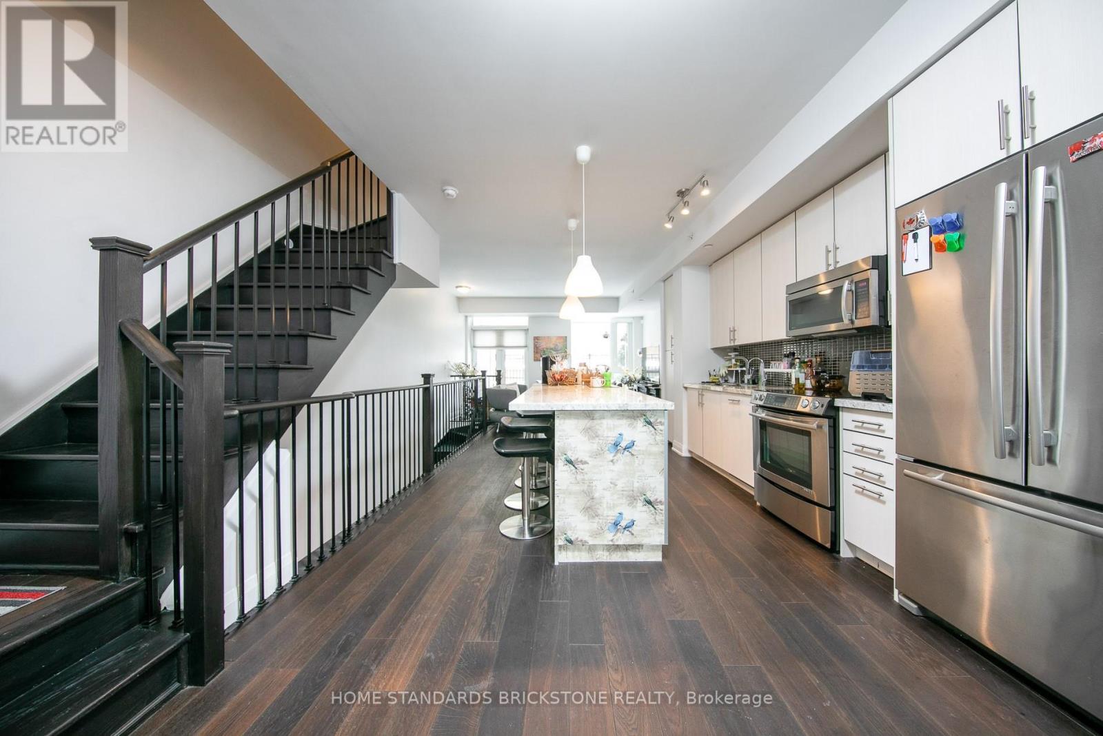 Th121 - 223 Duplex Avenue, Toronto, Ontario  M5P 2B1 - Photo 6 - C12440253