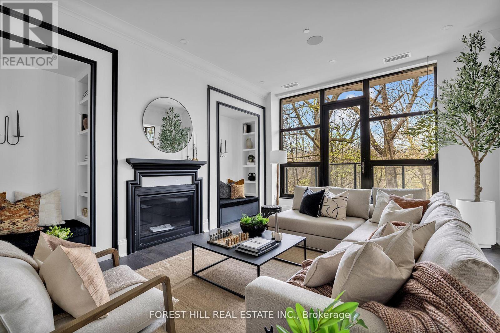 303 - 200 Russell Hill Road, Toronto, Ontario  M4V 2T2 - Photo 4 - C12440276