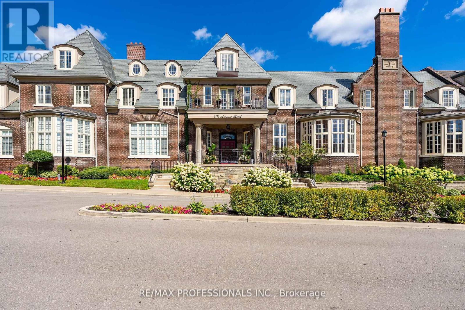 205 - 1111 Avenue Road, Toronto, Ontario  M5N 3B2 - Photo 1 - C12440289