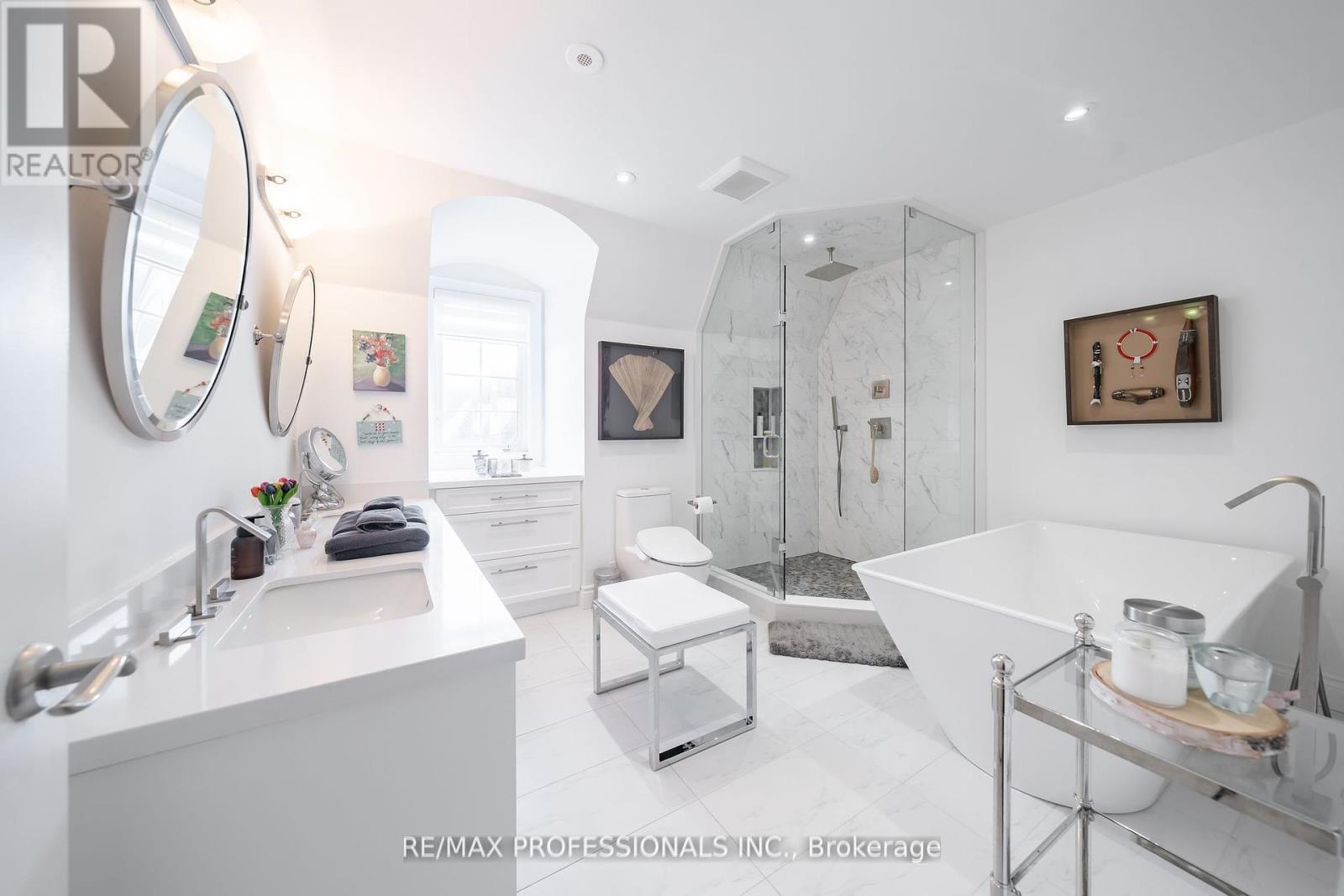 205 - 1111 Avenue Road, Toronto, Ontario  M5N 3B2 - Photo 20 - C12440289