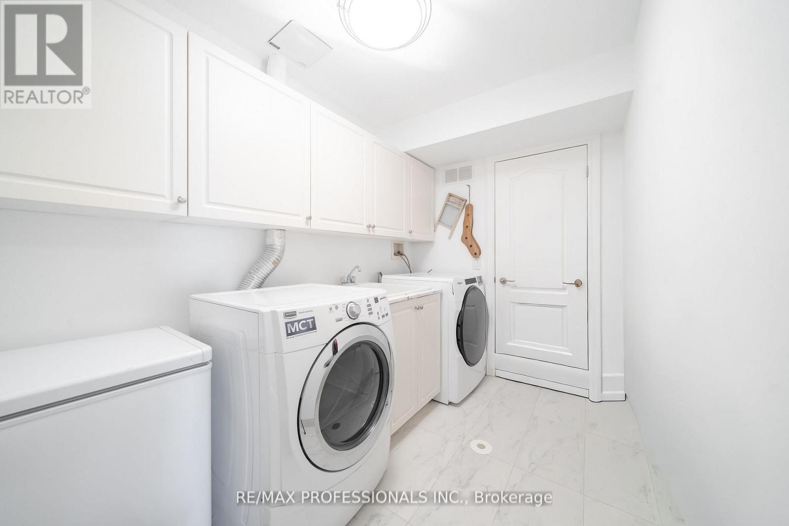 205 - 1111 Avenue Road, Toronto, Ontario  M5N 3B2 - Photo 27 - C12440289