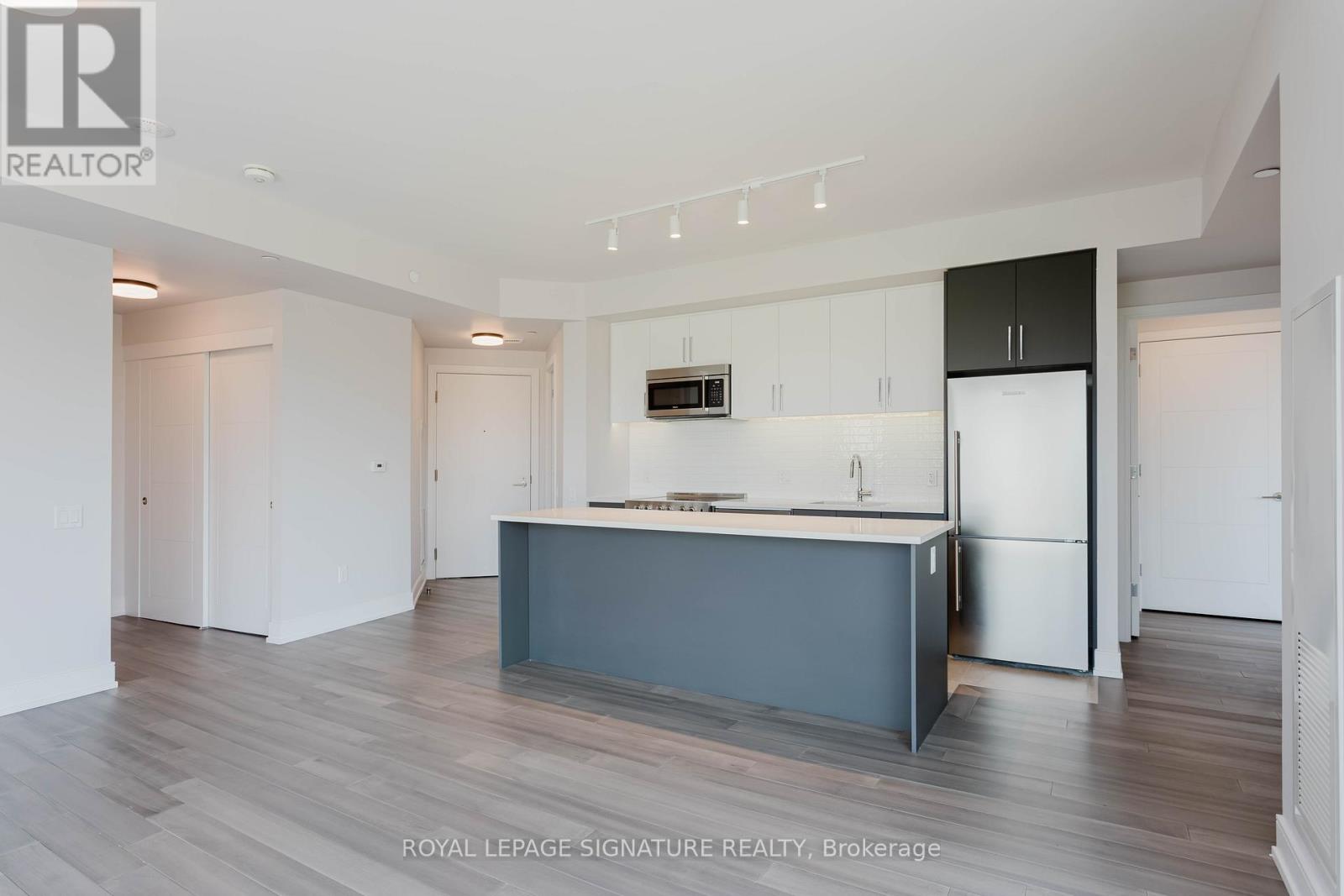607 - 2525 Bathurst Street, Toronto, Ontario  M6B 2Y9 - Photo 2 - C12440303