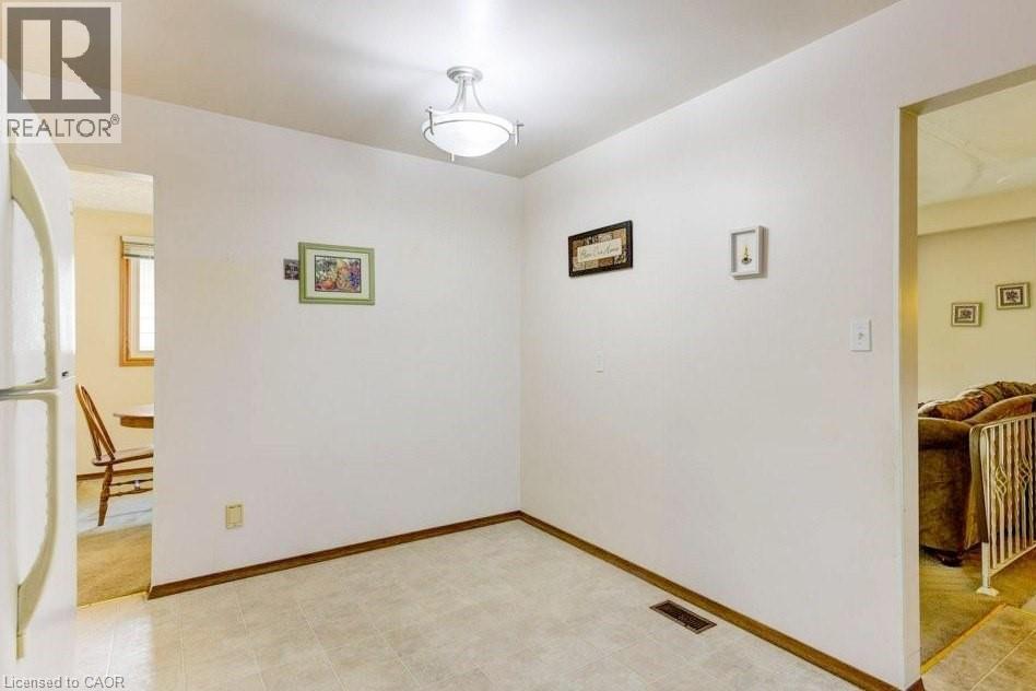 582 Skylark Road, Waterloo, Ontario  N2V 1B9 - Photo 15 - 40774291