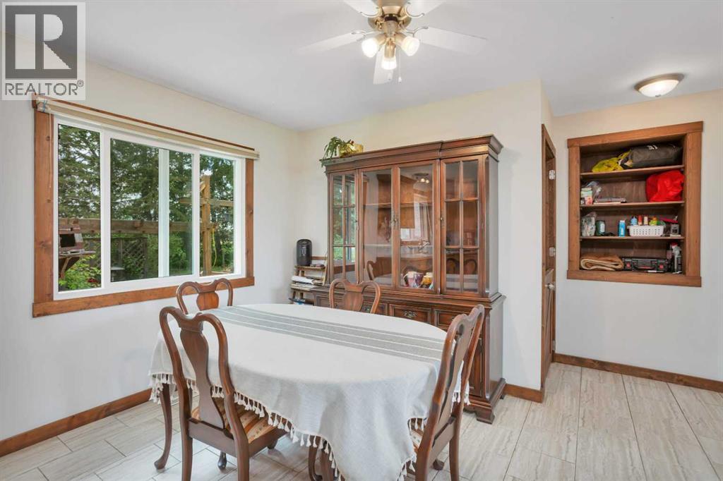 35266,  Range Road 283, Rural Red Deer County, Alberta  T4G 0G3 - Photo 11 - A2238039