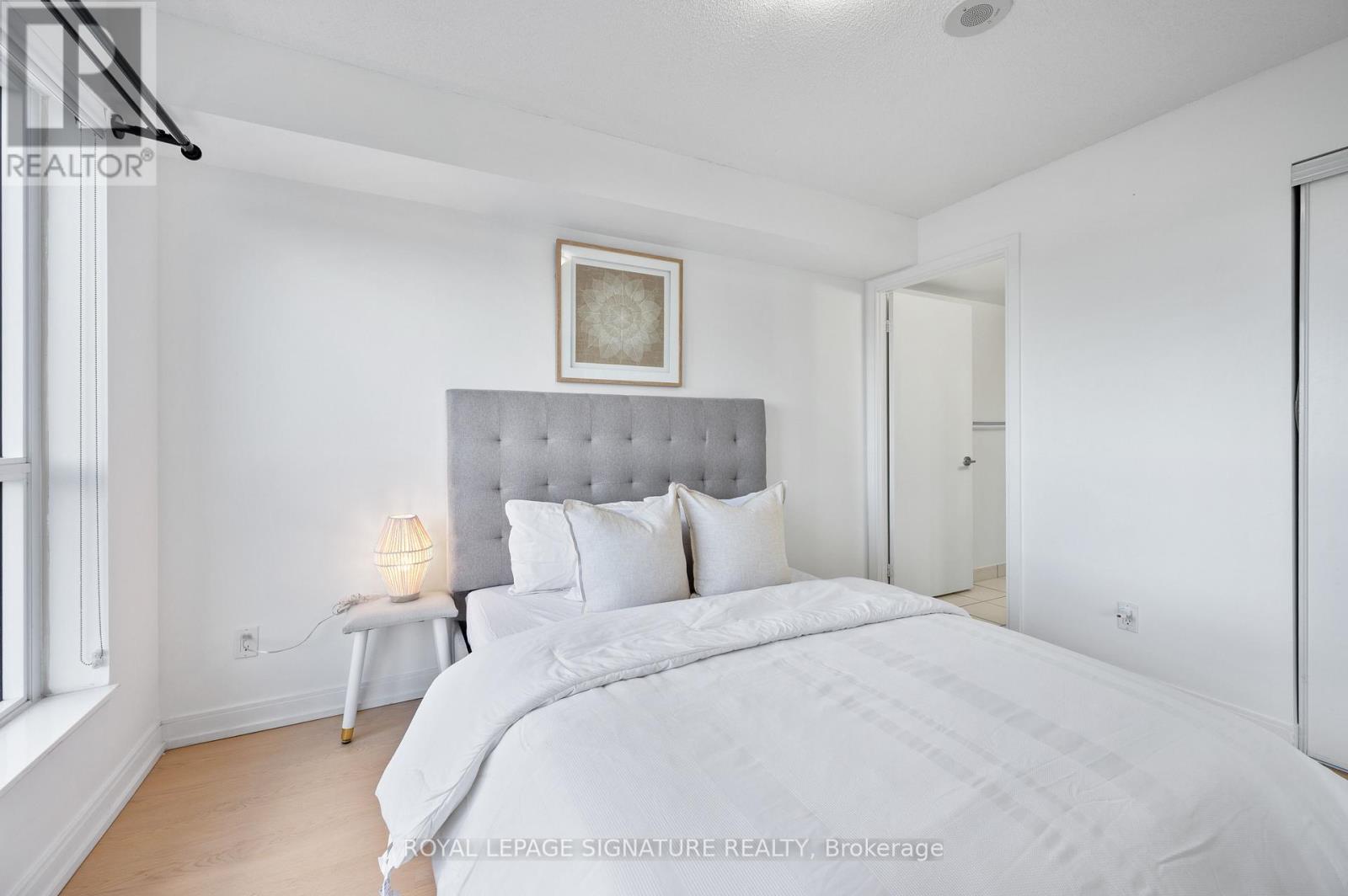 921 - 181 Village Green Square, Toronto, Ontario  M1S 0K6 - Photo 13 - E12440120
