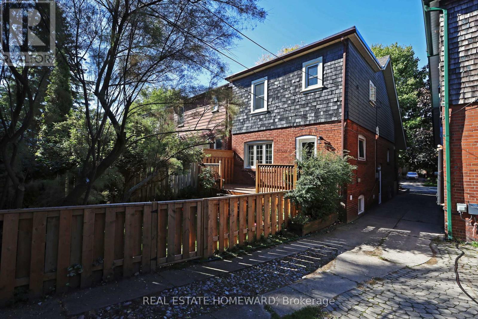 7 Bingham Avenue, Toronto (The Beaches), Ontario  M4E 3R1 - Photo 25 - E12440125