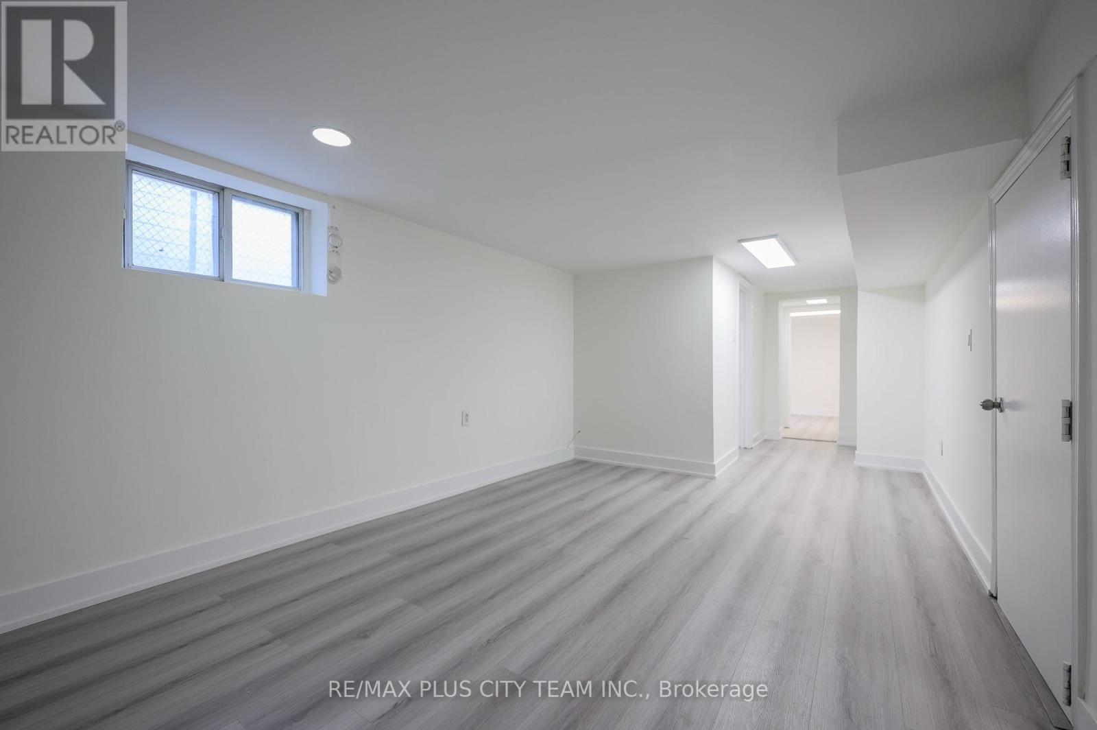 Lower - 5 Ripon Road, Toronto, Ontario  M4B 1H8 - Photo 2 - E12440157