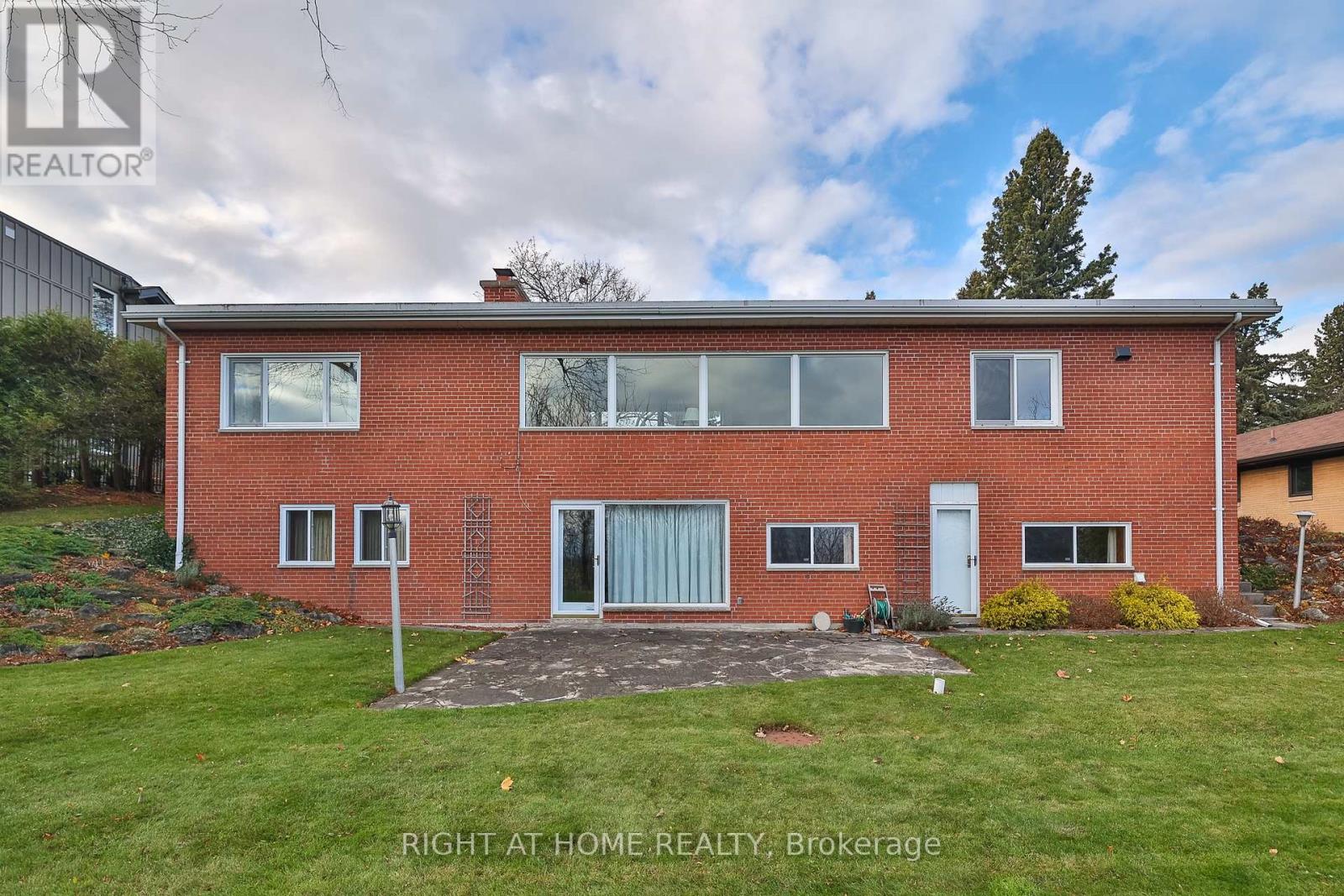 59 Hill Crescent, Toronto, Ontario  M1M 1J3 - Photo 9 - E12440174