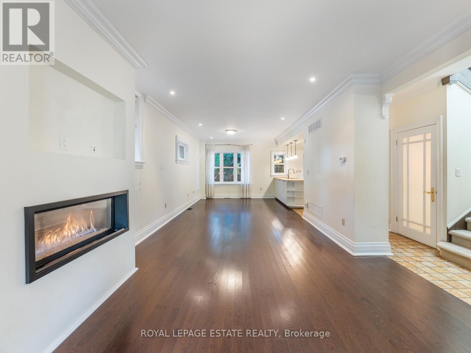 17 Balsam Avenue, Toronto, Ontario  M4E 3B3 - Photo 13 - E12440200