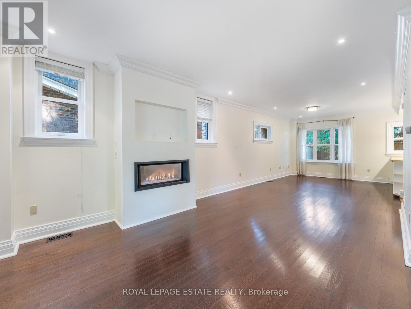 17 Balsam Avenue, Toronto, Ontario  M4E 3B3 - Photo 14 - E12440200