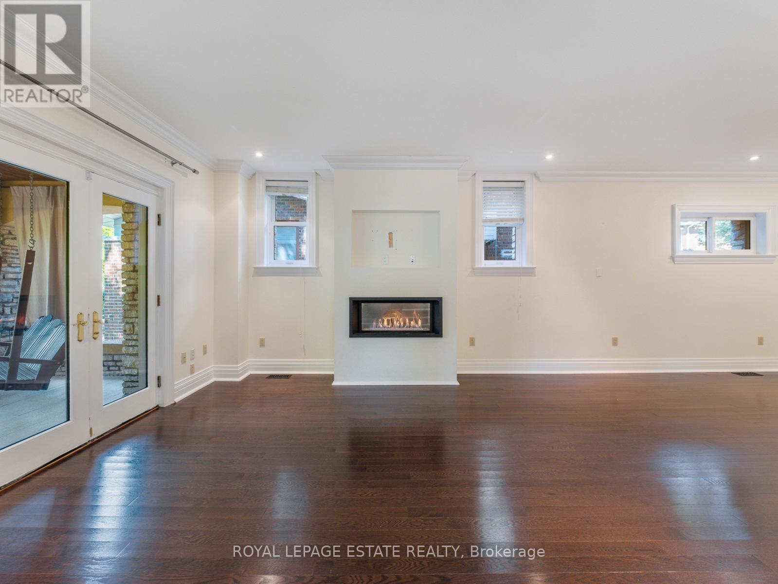 17 Balsam Avenue, Toronto, Ontario  M4E 3B3 - Photo 15 - E12440200
