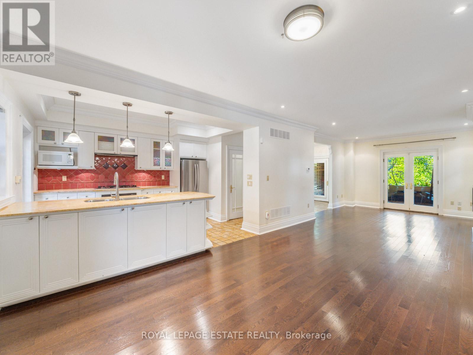 17 Balsam Avenue, Toronto, Ontario  M4E 3B3 - Photo 22 - E12440200