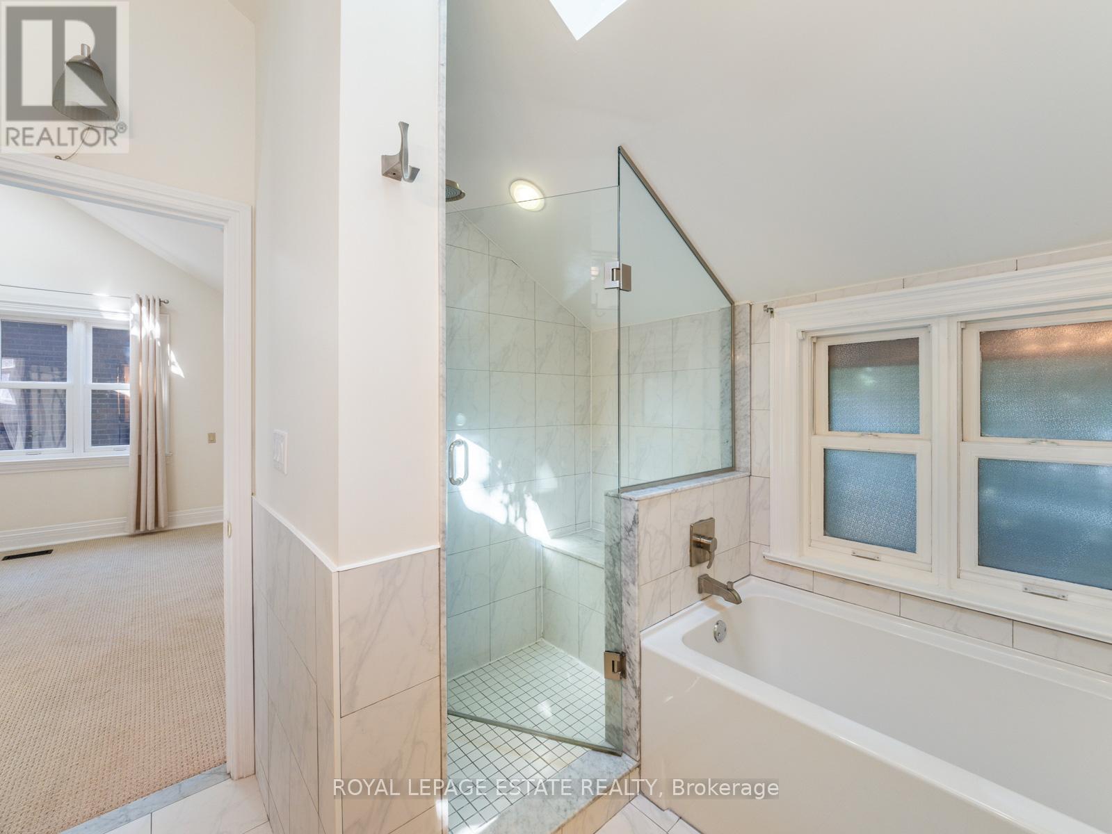 17 Balsam Avenue, Toronto, Ontario  M4E 3B3 - Photo 37 - E12440200