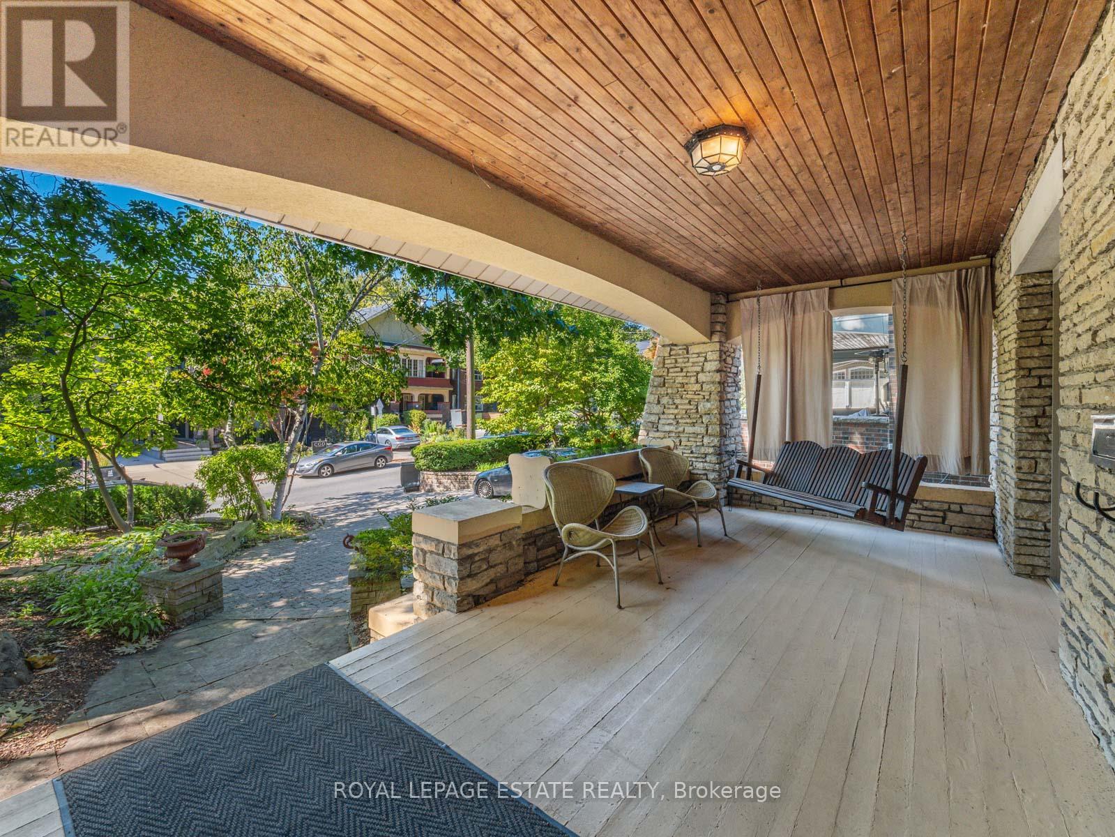17 Balsam Avenue, Toronto, Ontario  M4E 3B3 - Photo 6 - E12440200