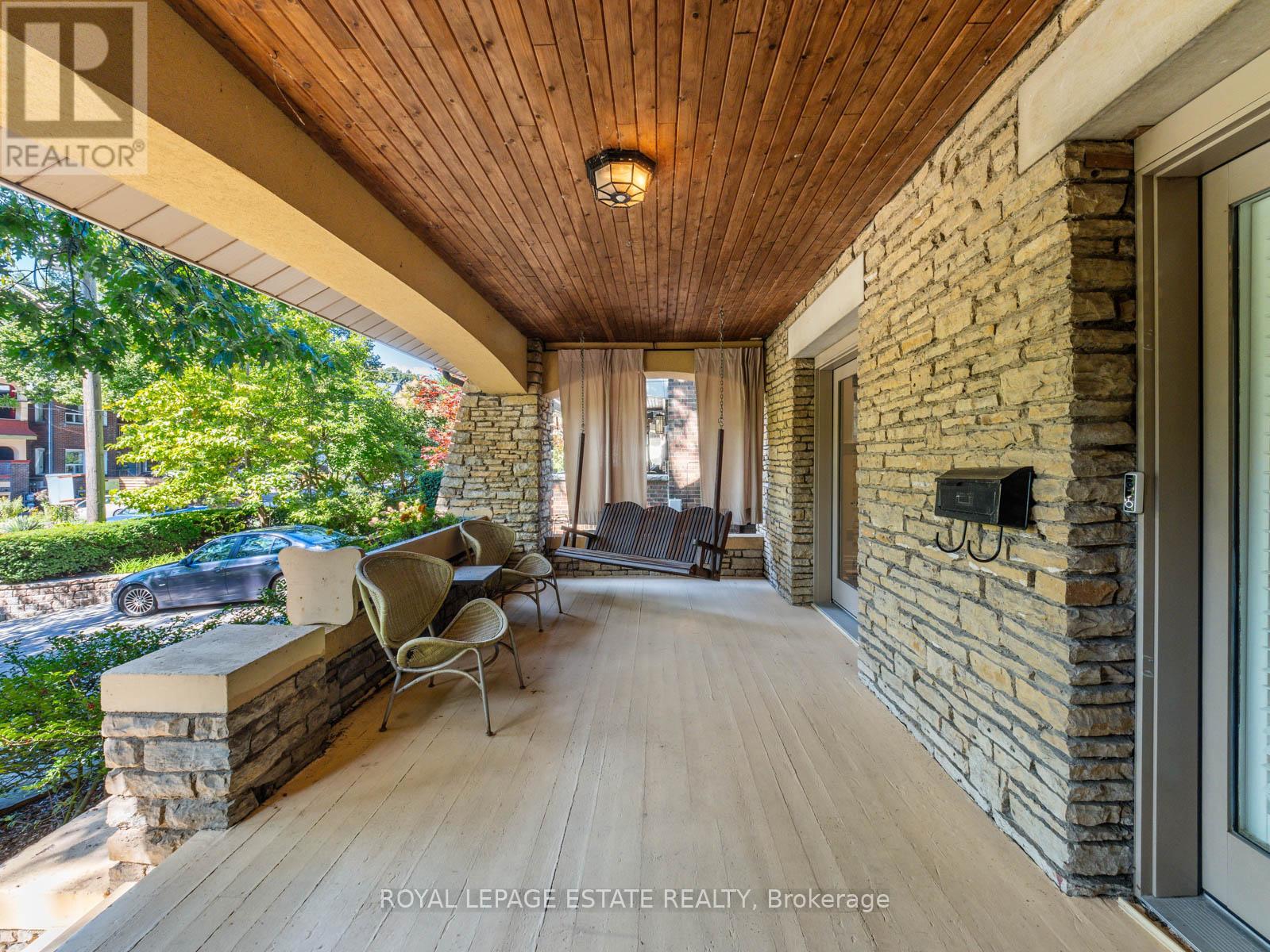 17 Balsam Avenue, Toronto, Ontario  M4E 3B3 - Photo 7 - E12440200