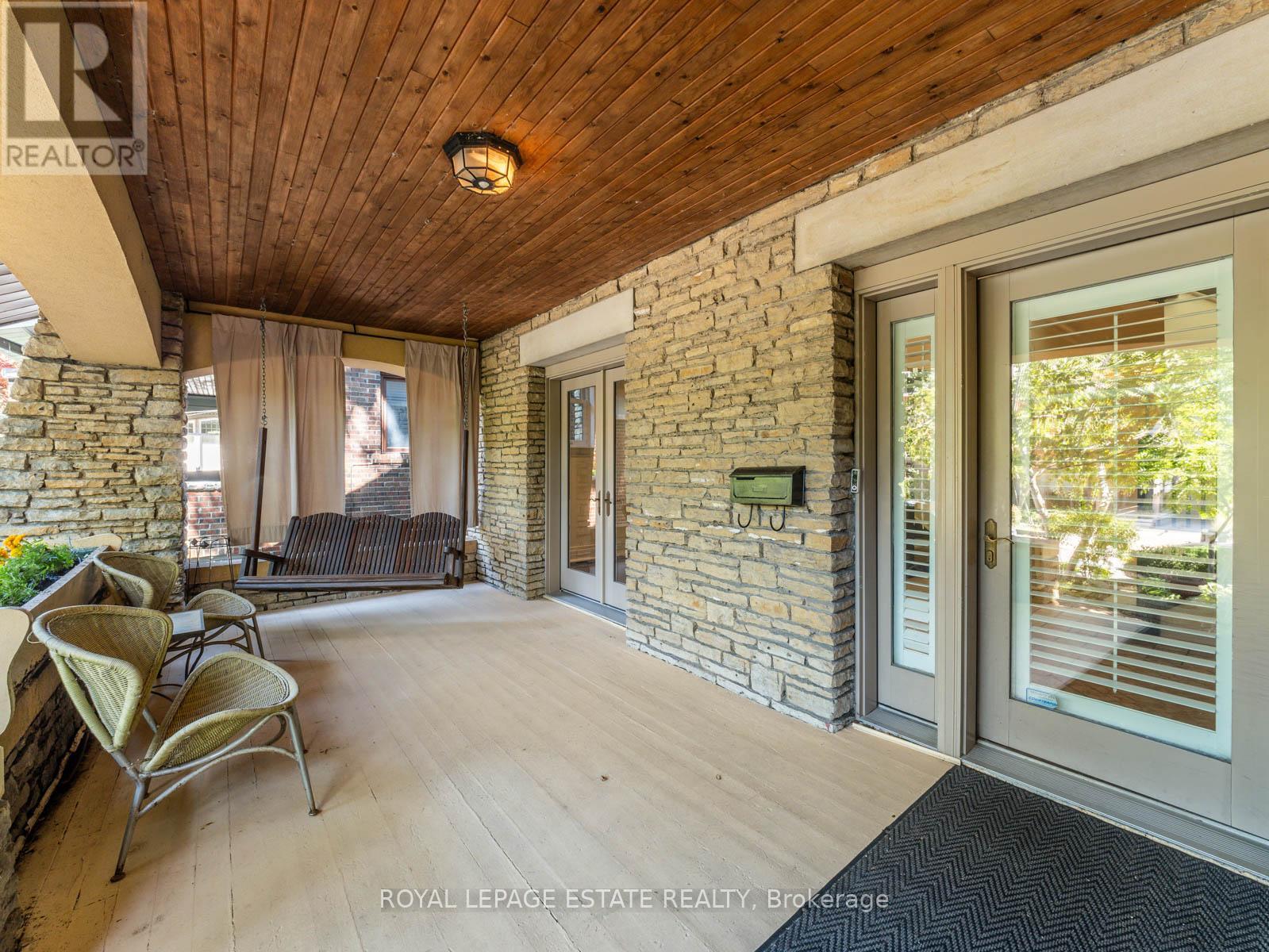 17 Balsam Avenue, Toronto, Ontario  M4E 3B3 - Photo 8 - E12440200