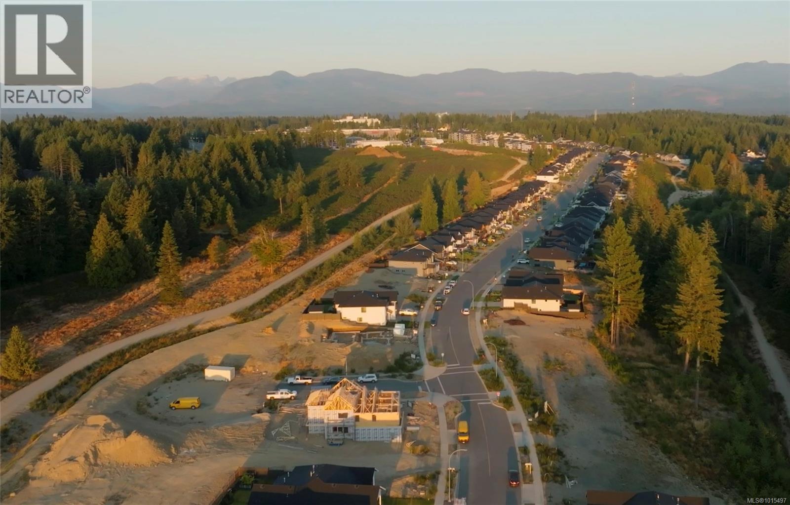 1707 Crown Isle Blvd, Courtenay, British Columbia  V9N 0E1 - Photo 4 - 1015497
