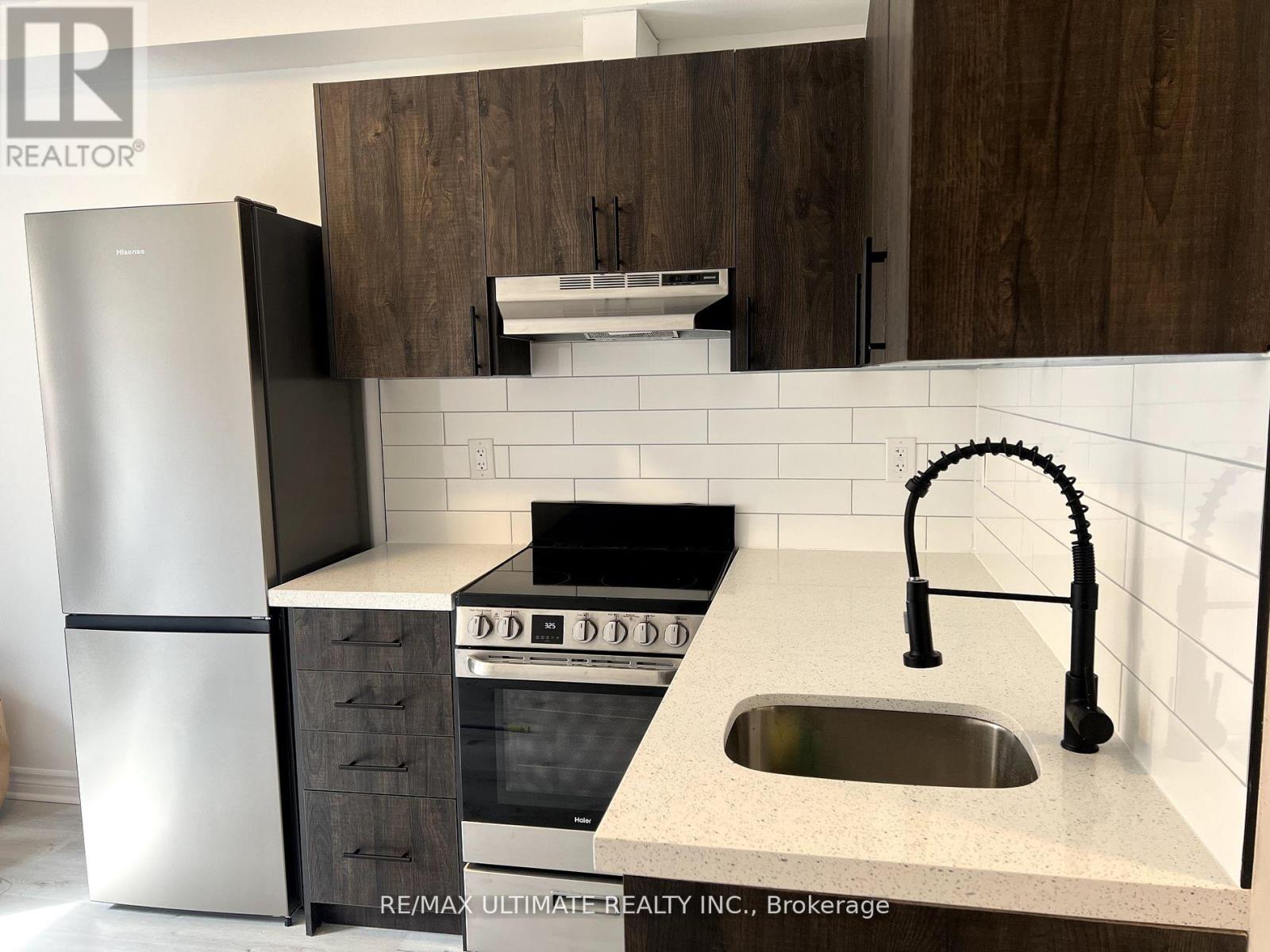 Lower - 36 Milson Crescent, Essa, Ontario  L0M 1B5 - Photo 4 - N12439400